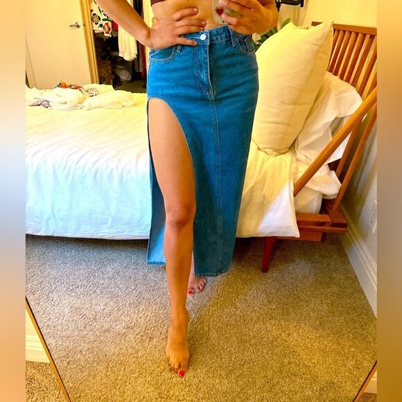 Dresses & Skirts - Denim skirt with slit